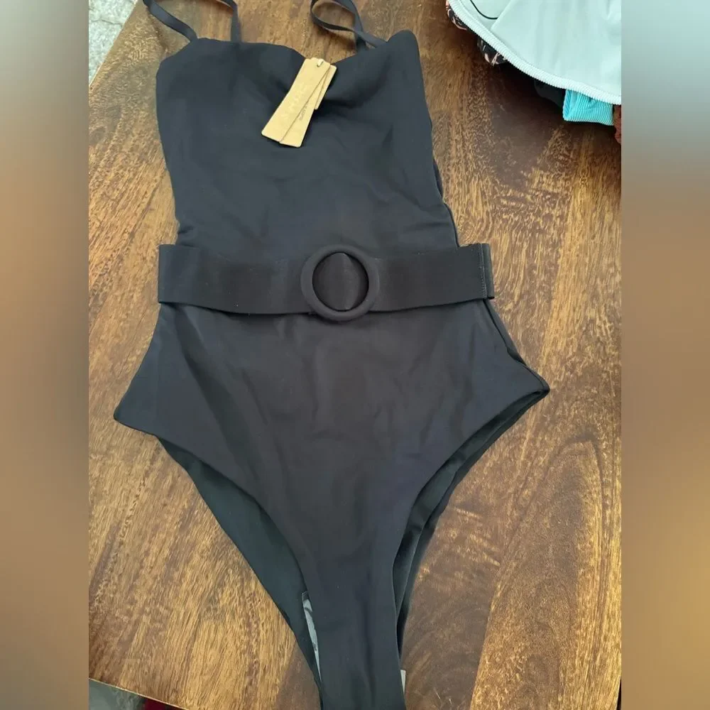Skims Sculpting Swim Strapless One Piece Swimsuit in Onyx XXS